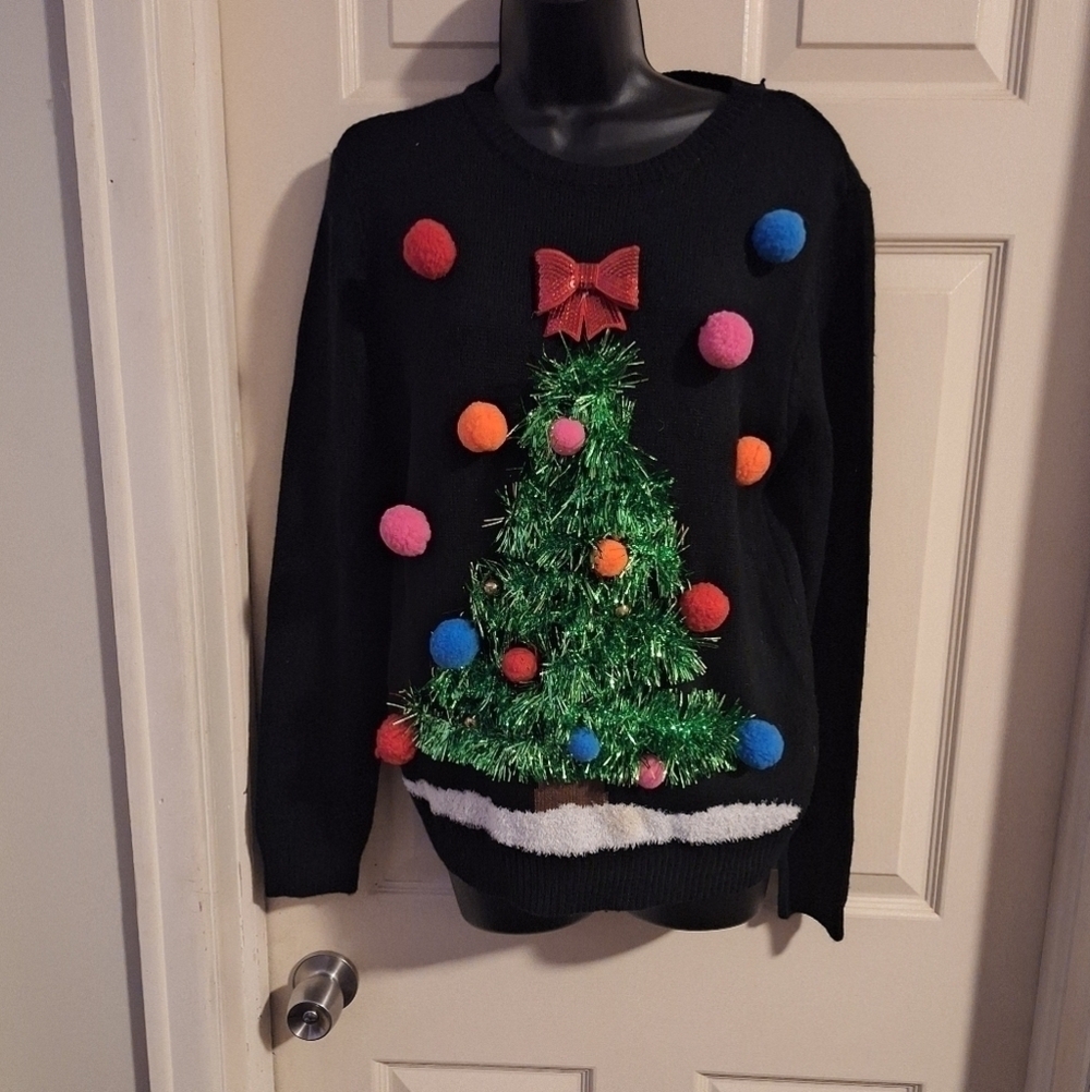 Lavender moon women's Christmas sweater with bell sounds size large